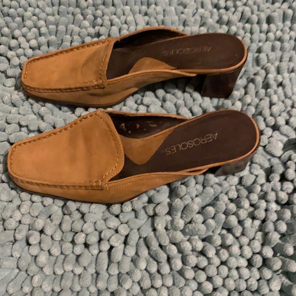 Brown suede slips on’s